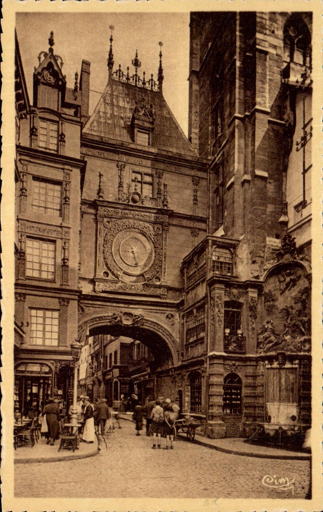 CPA Rouen La Grosse Horloge L'Arcade