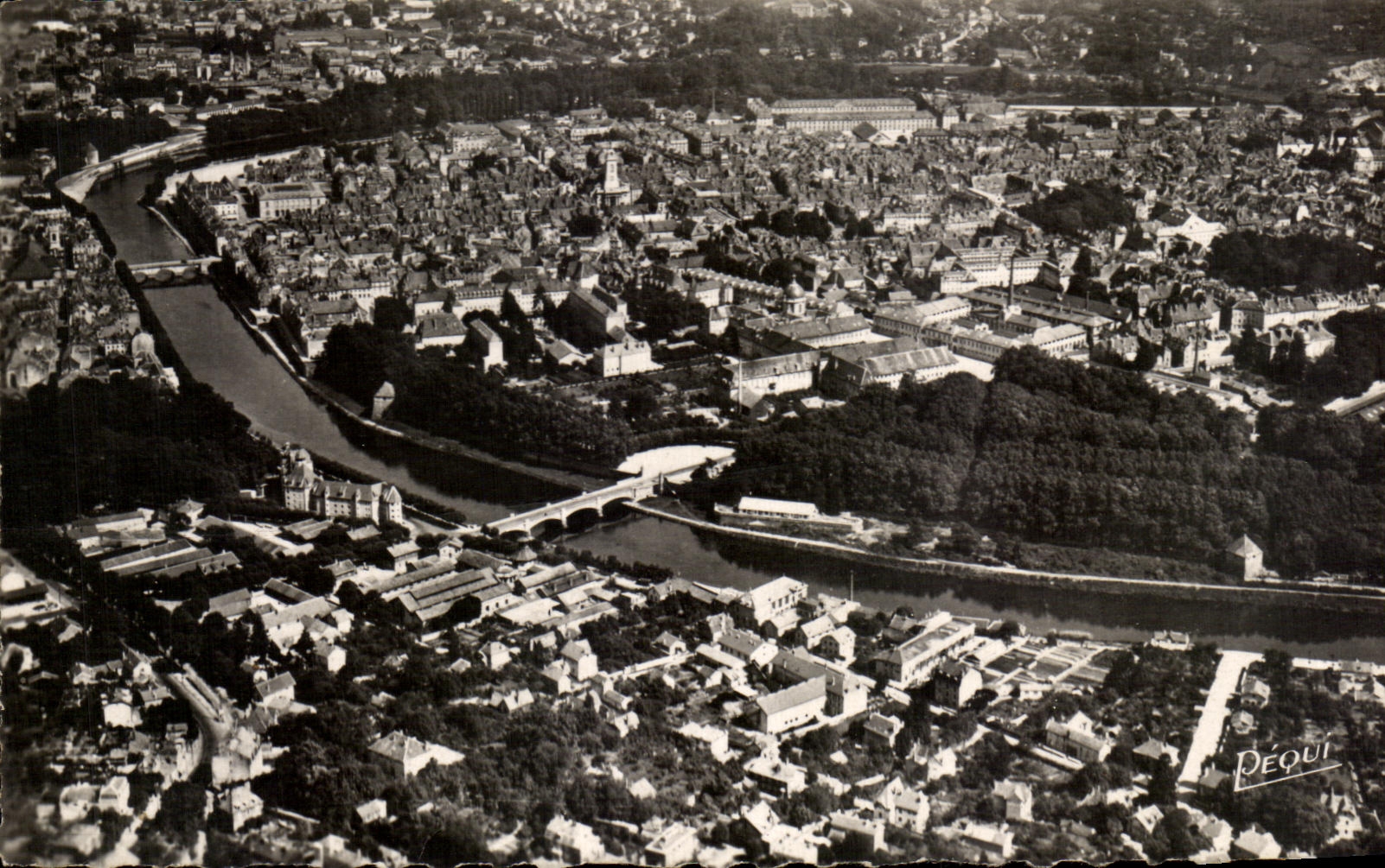 Besançon — Vue générale — Déquéi