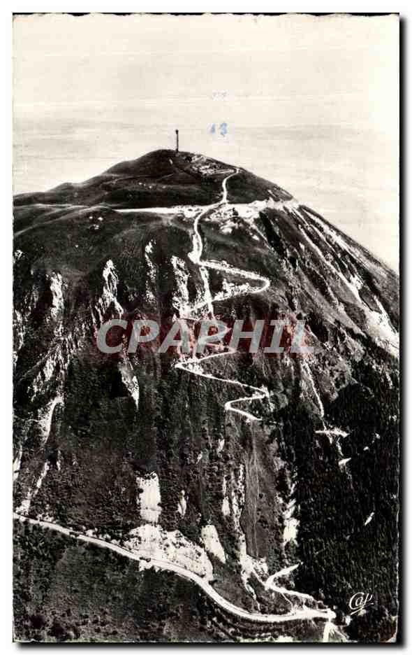 Vue aérienne du Puy-de-Dôme — Col de Ceyssat — éditeur Réal-Photo