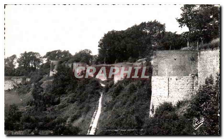 Les Remparts (face ouest) — Montreuil-sur-Mer (Pas-de-Calais) — Éditions D'ART
