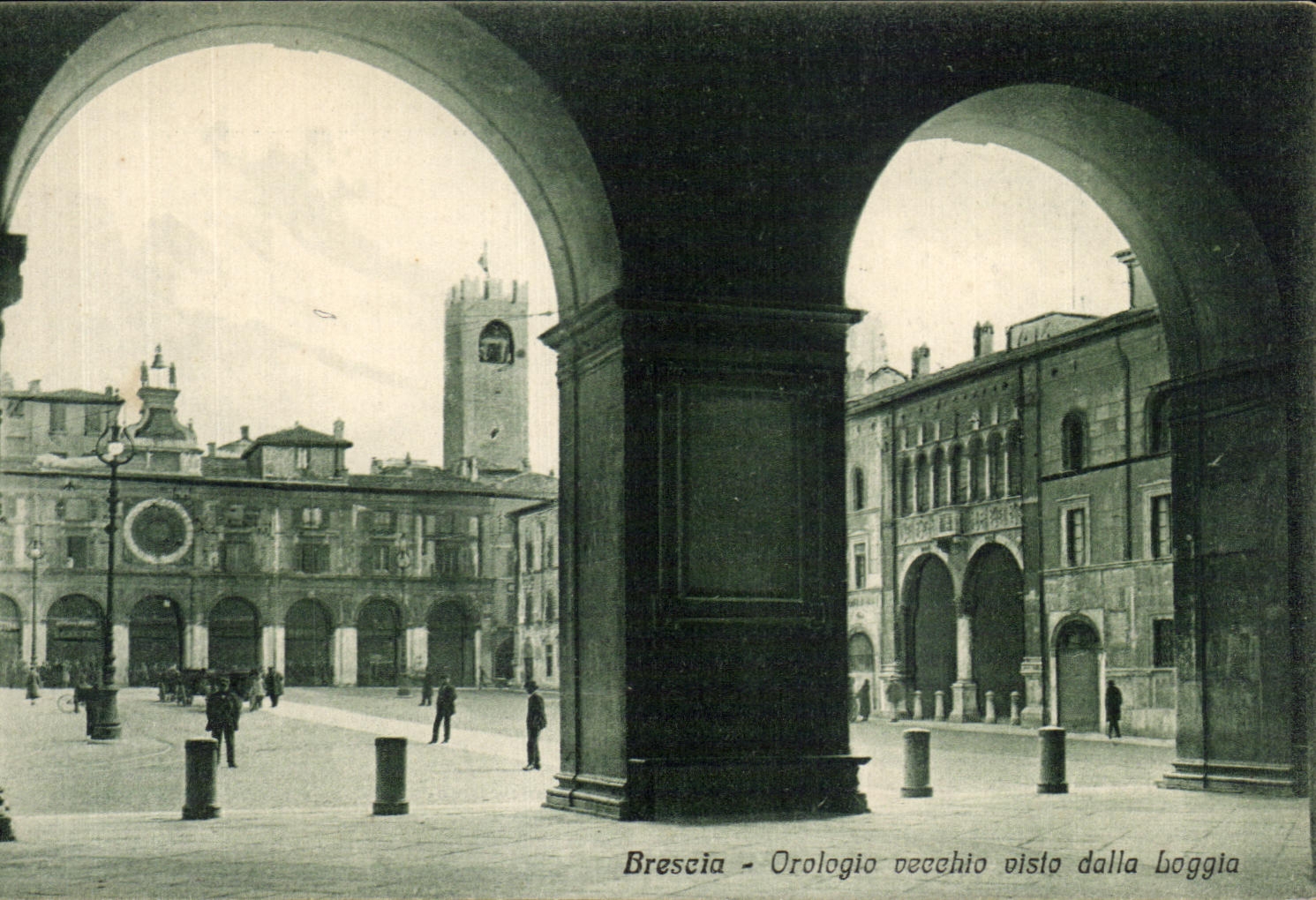 CPA Brescia Orologio vecchio visto dalla Loggia