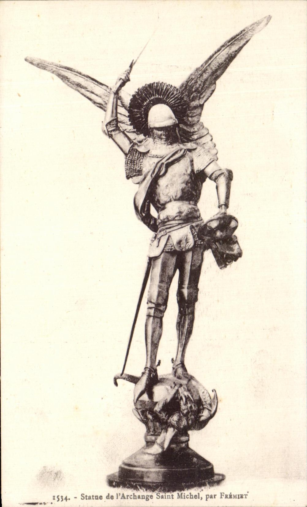 Statue de l'Archange Saint Michel — par Frémint — éditeur Laurent-Nel, Rennes
