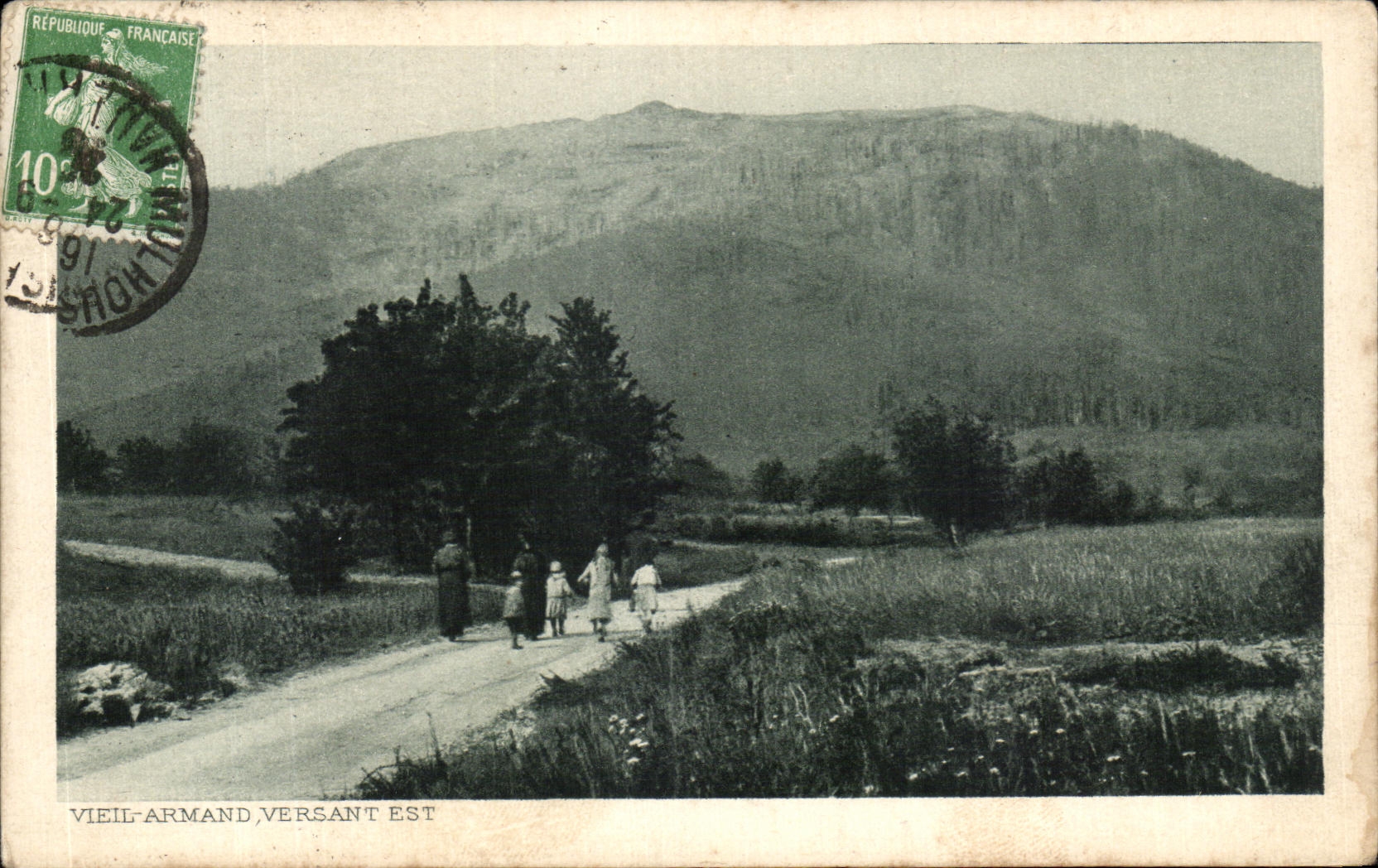 Vieil-Armand, versant est — vue de montagne avec promenade — Édition Alsatique, Mulhouse, No. 24