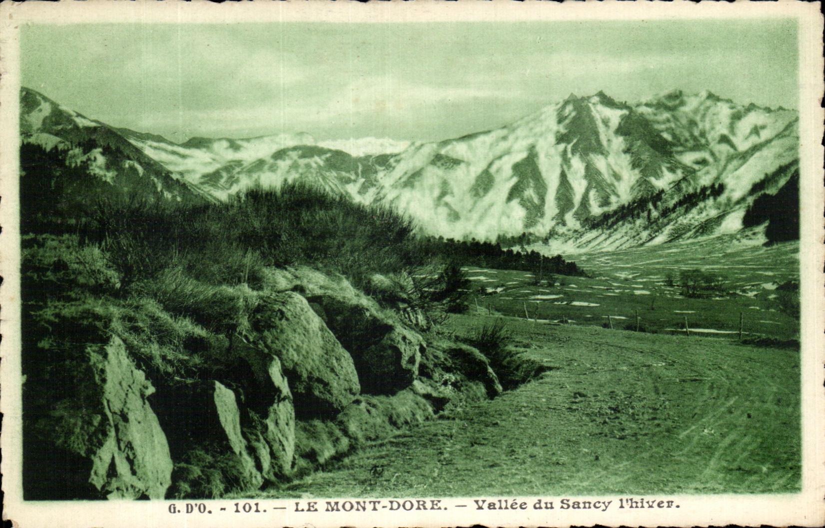 CPA Le Mont Dore Vallee du Sancy I'Hiver