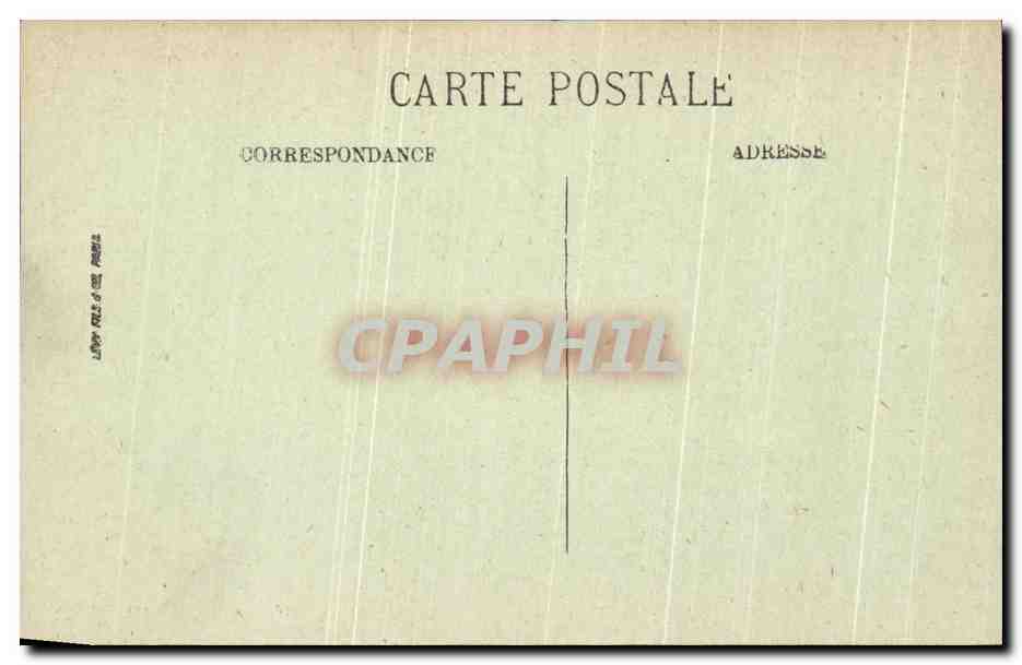 CPA Bourges La Caserne et la Place Seraucourt Militaria — Rückseite