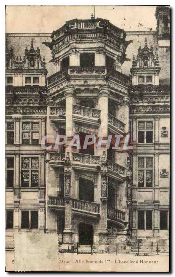 CPA Chateau Blois aile Francois 1er L'Escalier d'Honneur