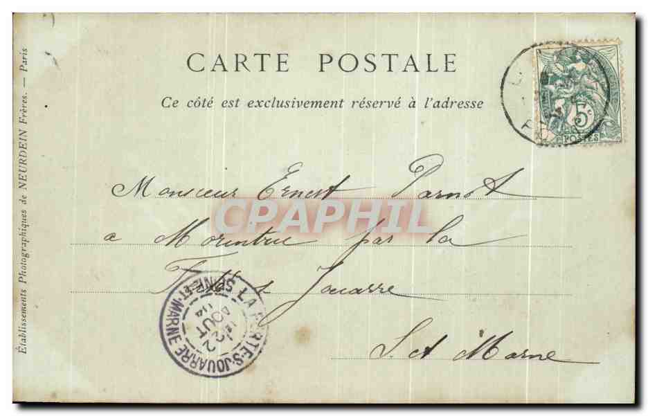 CPA Le Havre La Place Gambetta Et Le Bassin Du Commerce Bateaux  — Rückseite