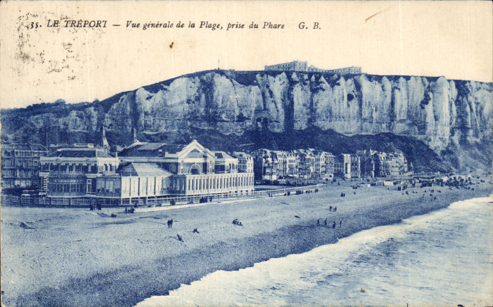 CPA Le Treport Vue Generale de la Plage prise du Phare