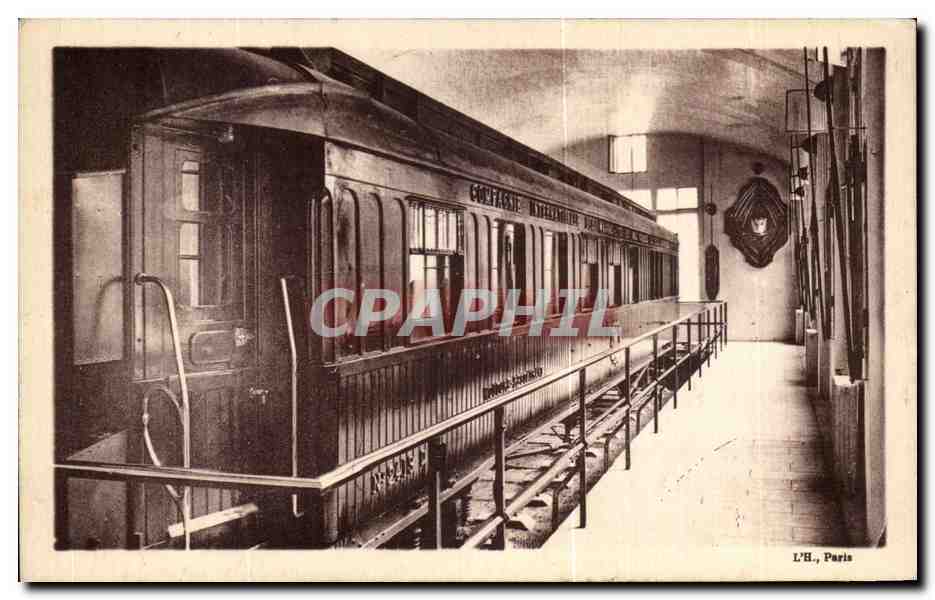 CPA Foret de Compiegne Le Wagon du Marechal Foch ou fut signe l'Armistice Militaria
