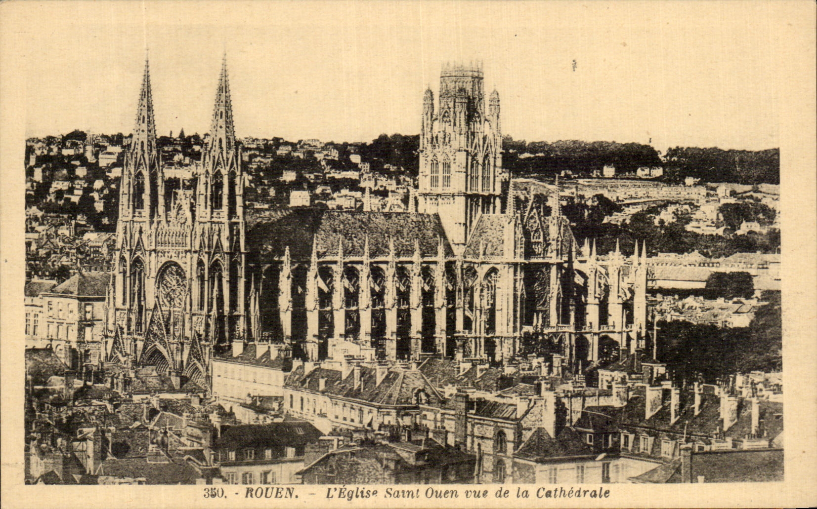 CPA Rouen L'Eglise Saint Ouen Vue de la Cathedrale