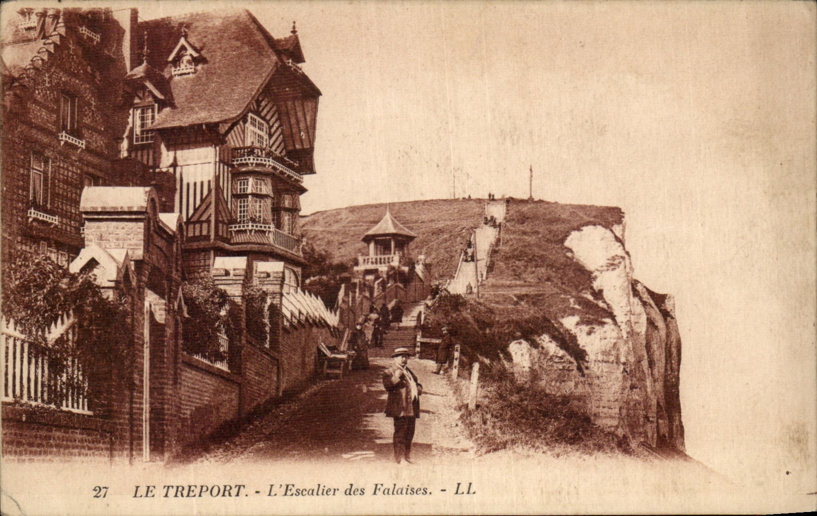 CPA Le Treport L'Escalier des Falaises