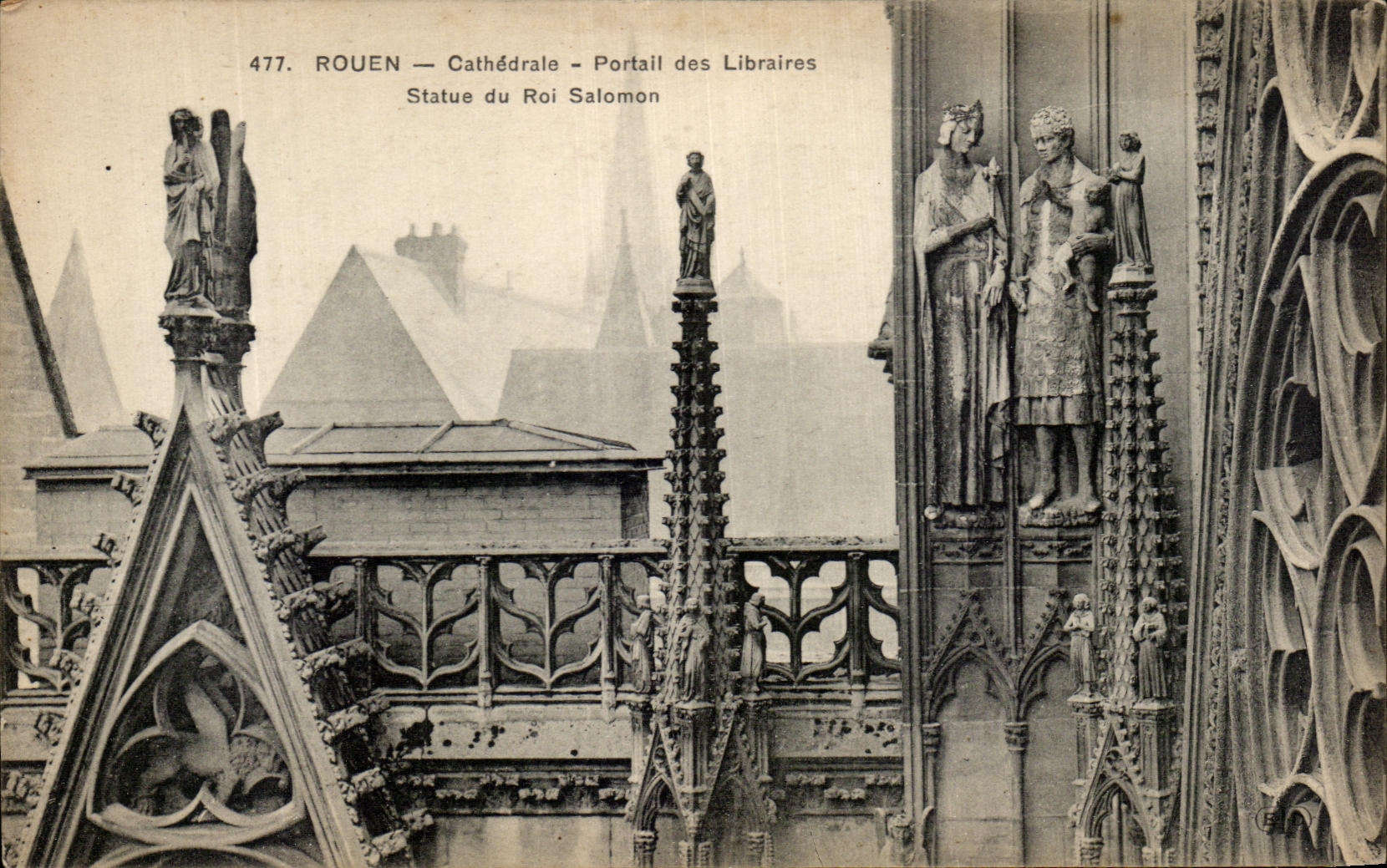 CPA Rouen Cathedrale Portail des Libraires Statue du Roi Salomon
