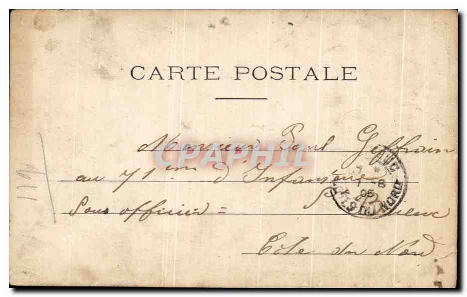 CPA Fantaisie Femme Militaria Deux Poules Vivaient En Paix — Rückseite