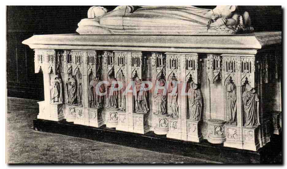 CPA Bourges Hotel jacques Coeur Moulage du Tombeau du Duc Jean de Berry