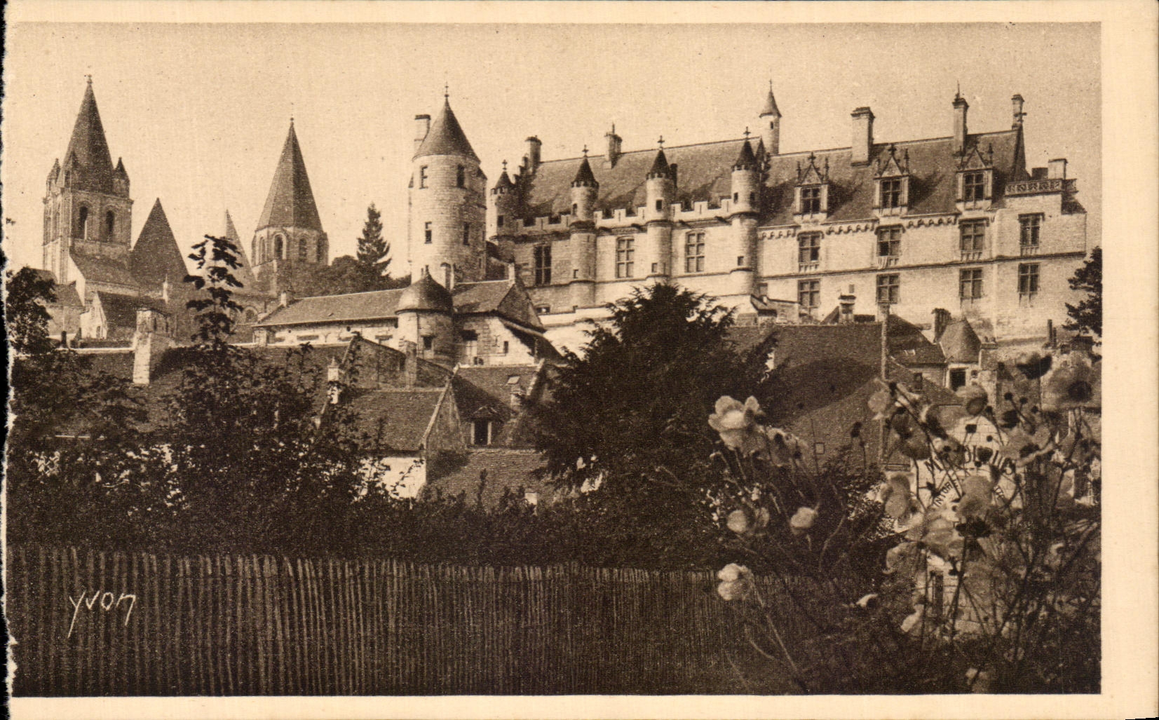 CPA La Douce France Chateaux De La Loire Chateau de Loches