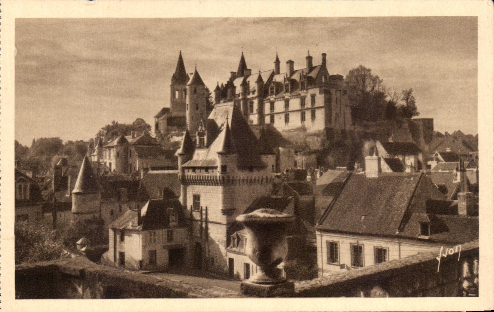CPA Les Chateaux De La Loire Loches 