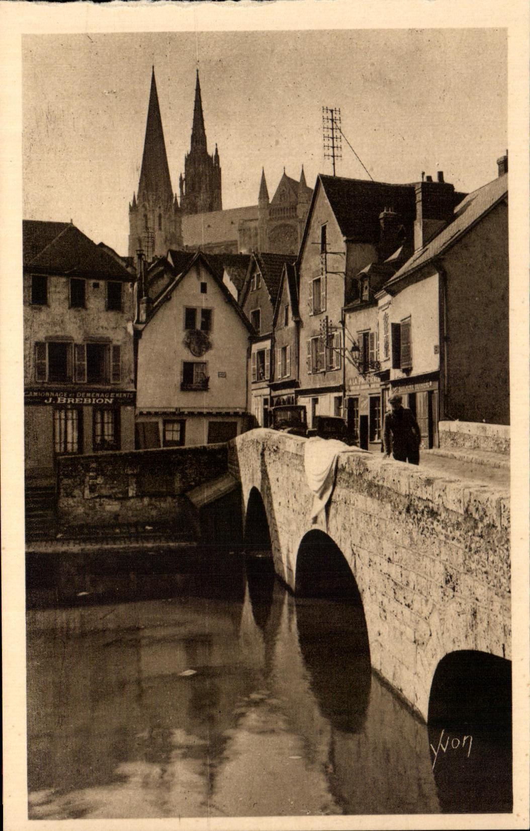 CPA Chartres Vieux Pont et Vieilles Maisons