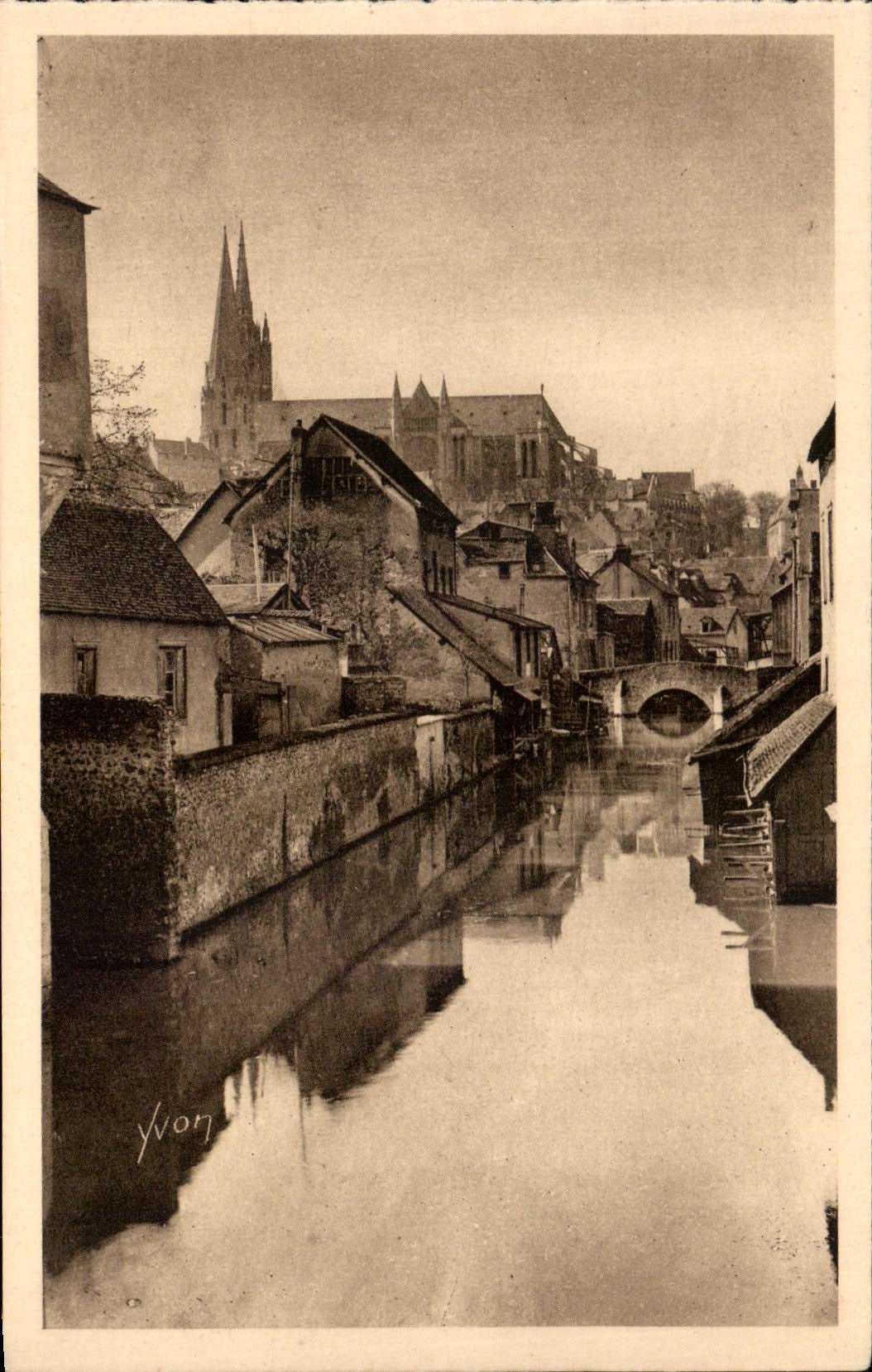 CPA Chartres L'Eure au Pont St Hilaire