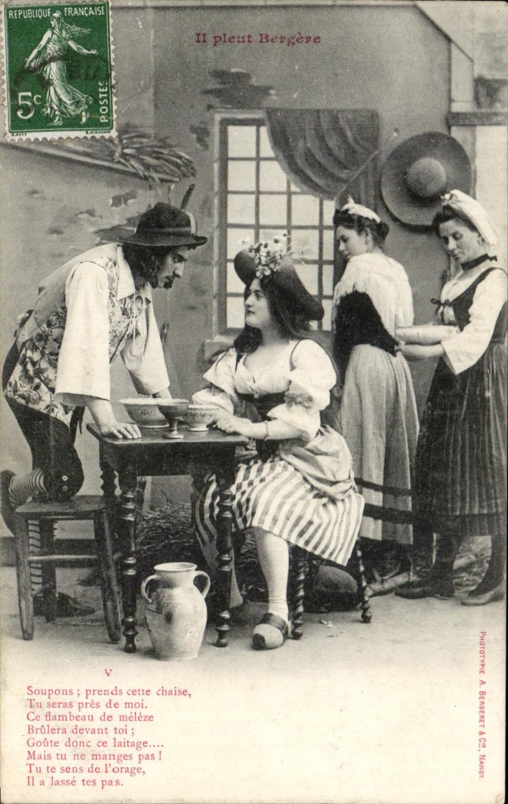 CPA Fantaisie Il pleur bergere Folklore 