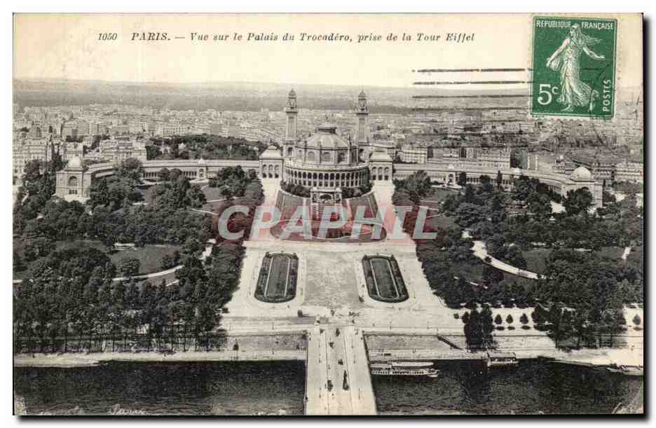 CPA Paris Vue sur le Palais du Trocadero prise de la Tour Eiffet