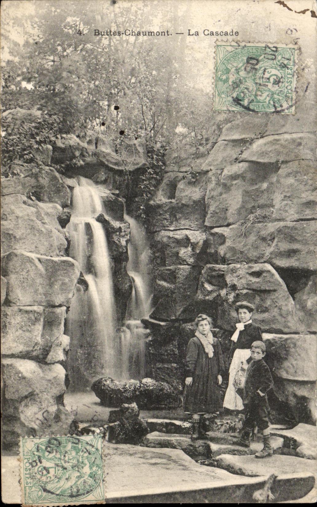 CPA Buttes Chaumont La Cascade Paris Enfants 