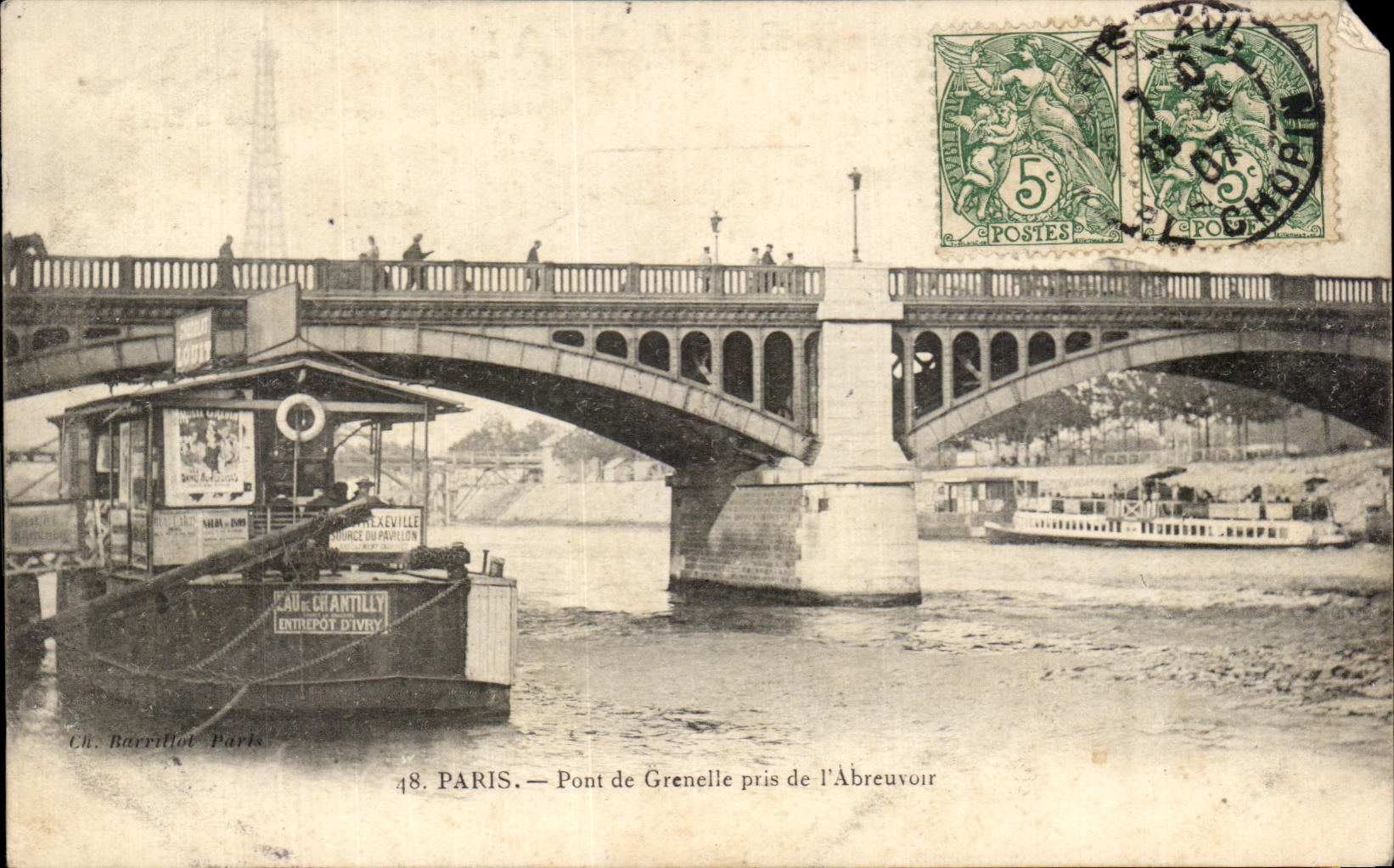 CPA Paris Pont de Grenelle prise de l'Abreuvoir Peniche tour Eiffel