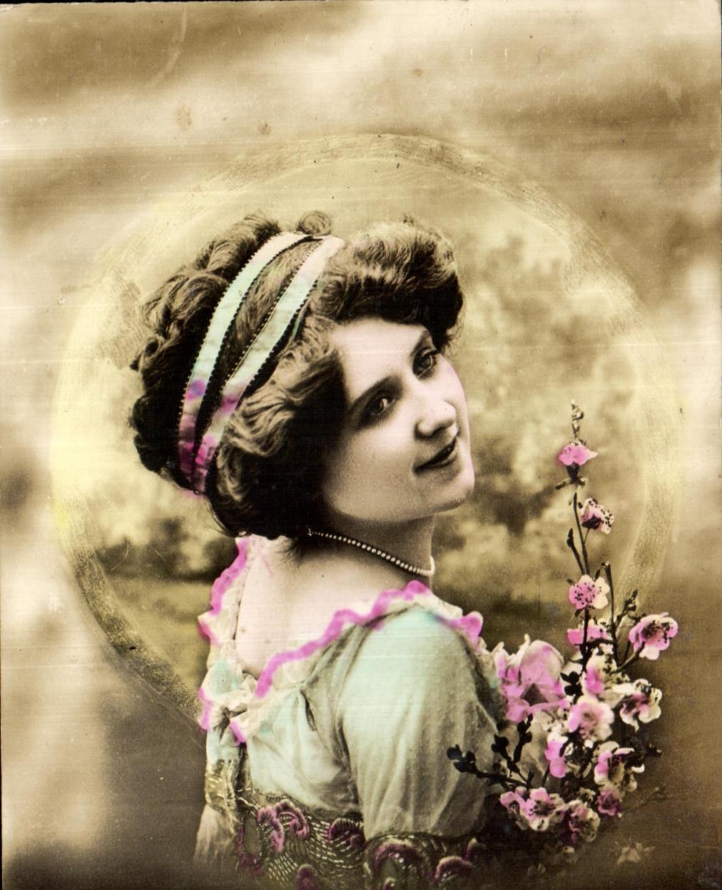 CPA Fantaisie Femme 