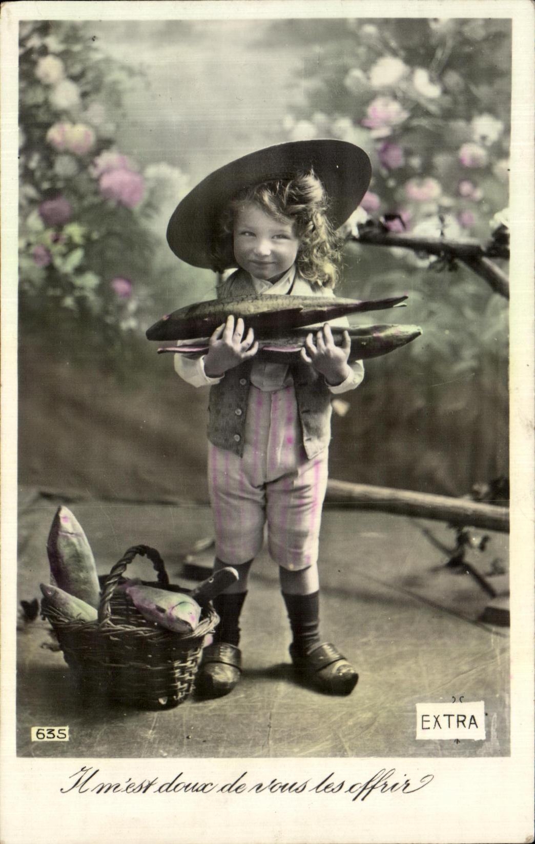 CPA Fantaisie Enfant Poissons 