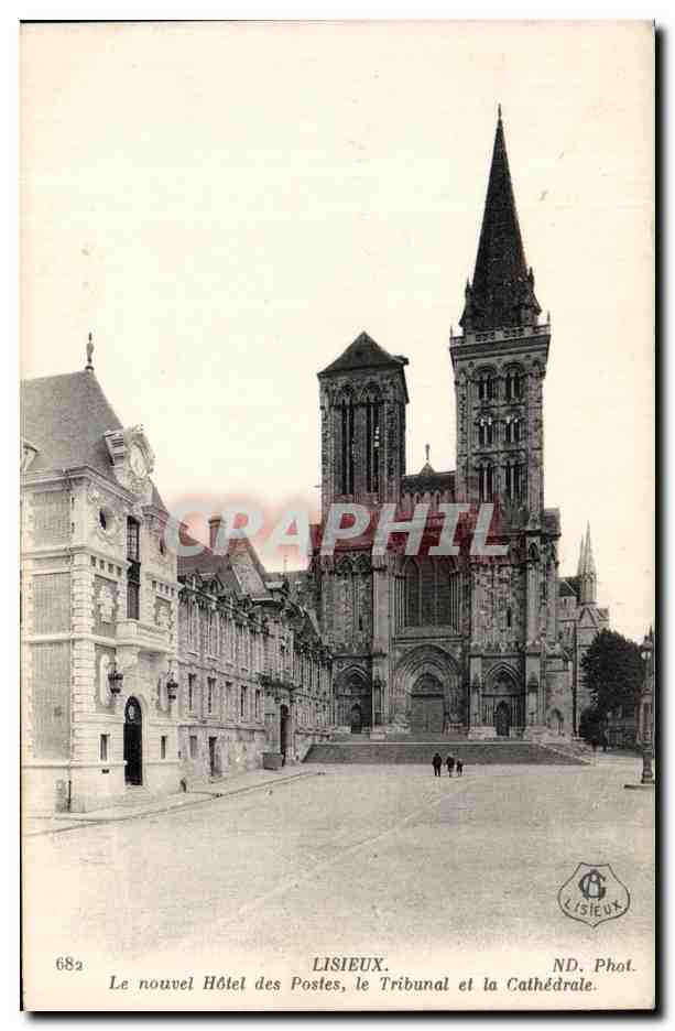 CPA Lisieux Le Nouvel Hotel des Postes le Tribunal et la Cathedrale