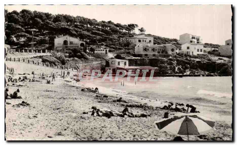CPSM La Cote D'Azur Sanary La Plage de Port Issol 