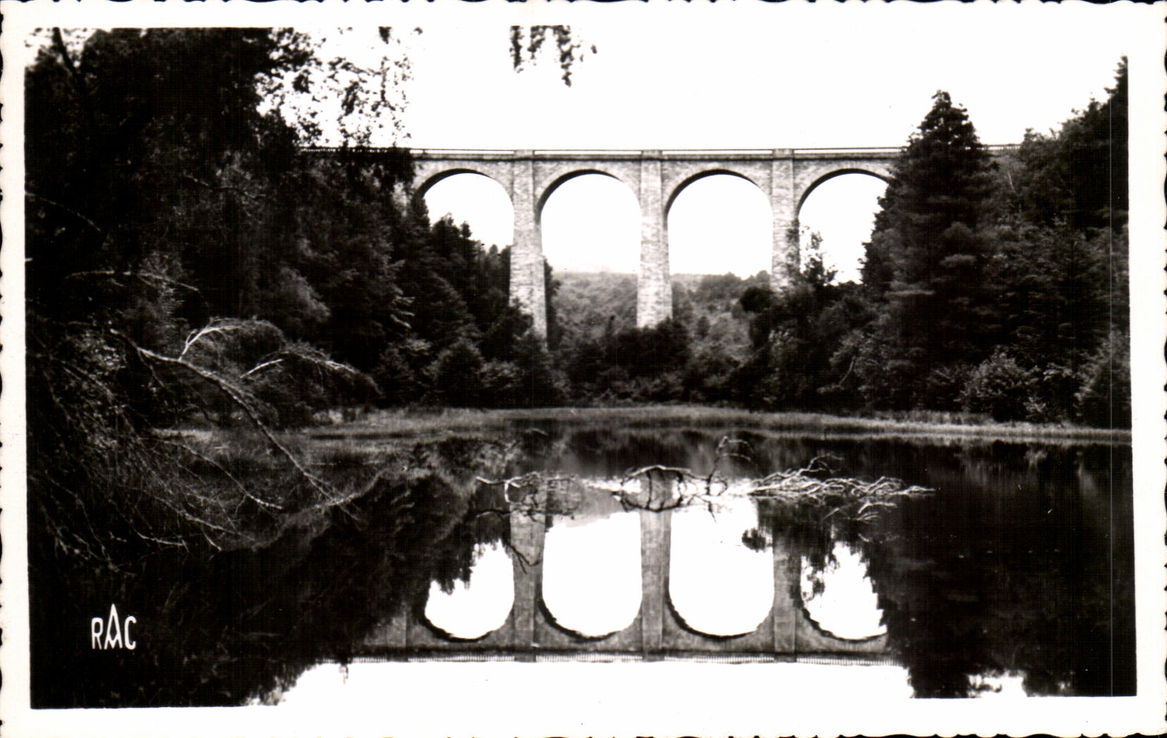 CPA Meymac Etang et Viaduc des Farges