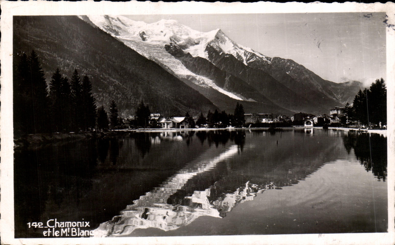 CPA Chamonix Et le M Blanc