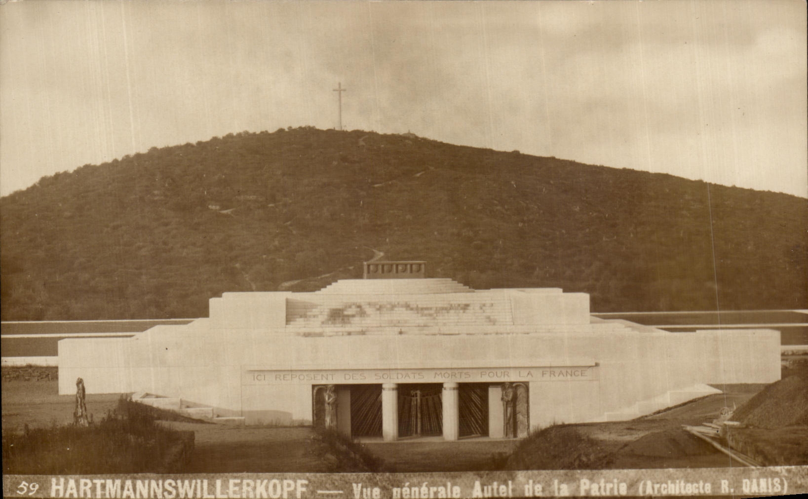 CARTE PHOTO Hartmannswillerkopf Vue generale Autel de la patrie 