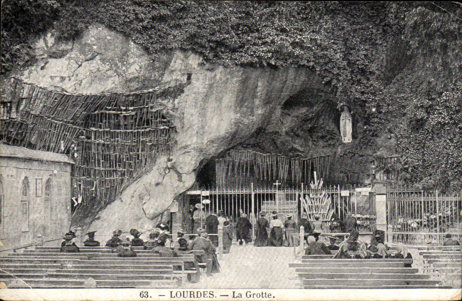 CPA Lourdes La Grotte