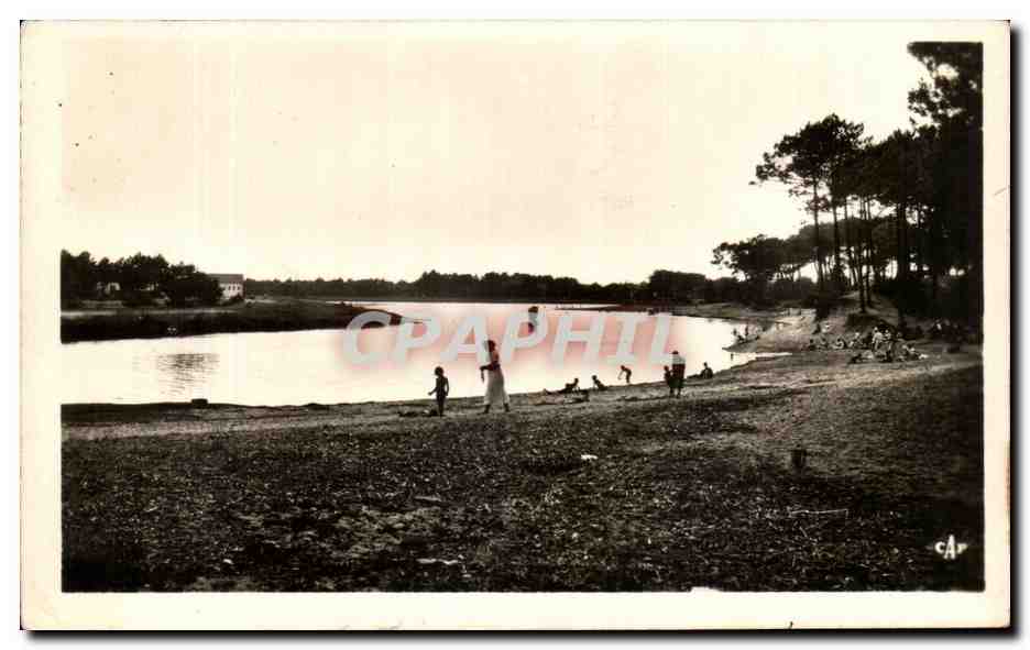 Le Bousset, rivière salée avec petite plage — Hossegor - Capbreton — éditeur C.A.P. Paris