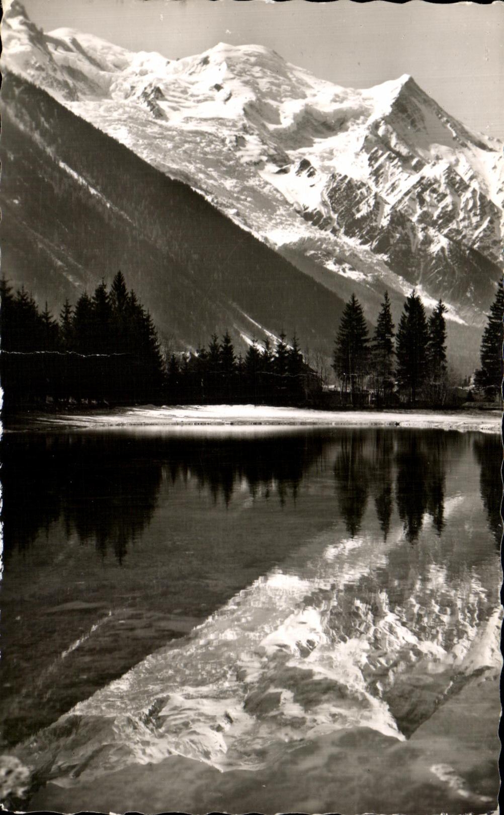 CPA Chamonix Lac de la Plage et Moht Blanc