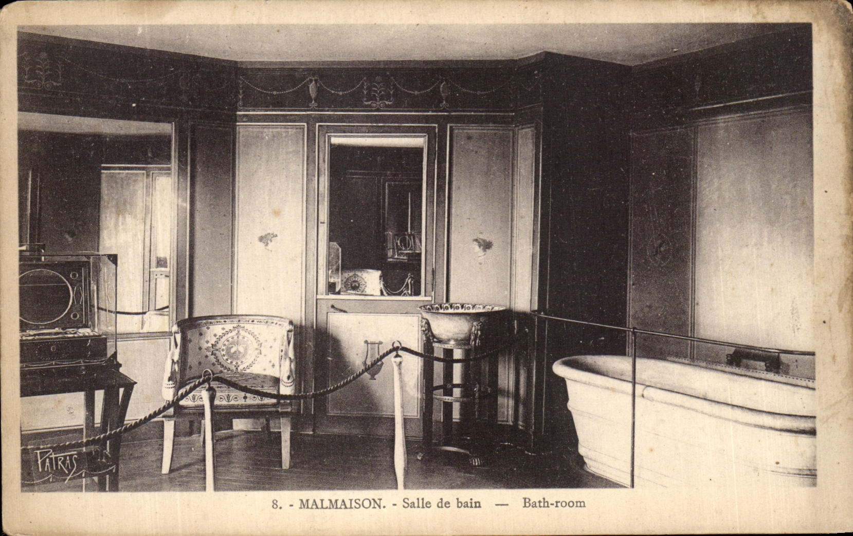 CPA Malmaison Salle de Bain 