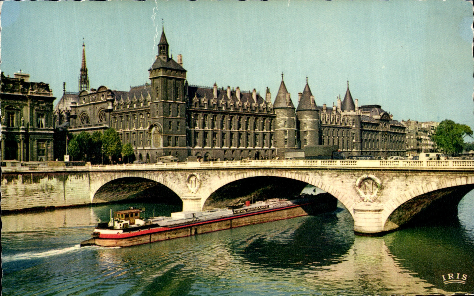 CPSM Paris La Conciergerie Peniche 