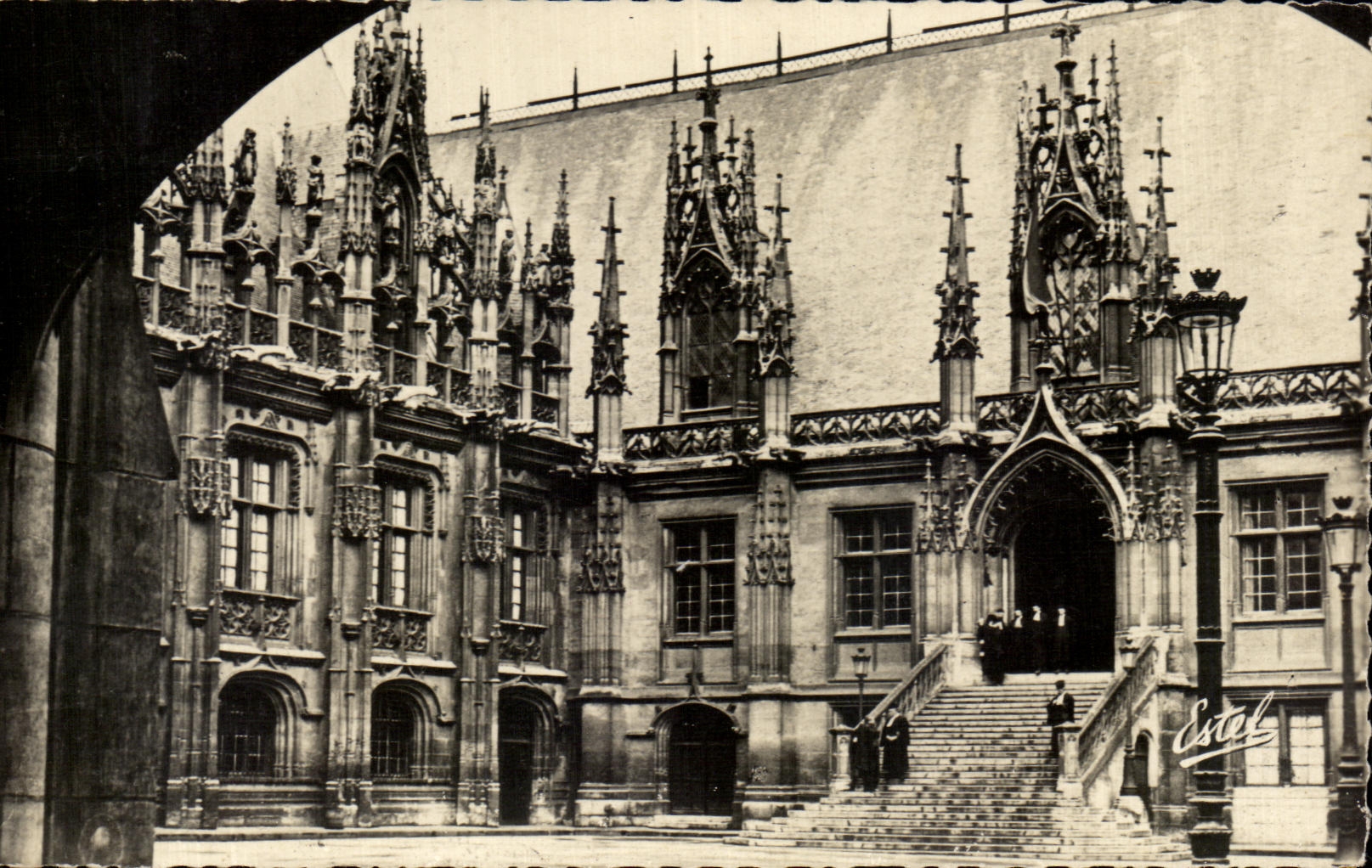 CPA Rouen Palais de Justice Cour d'Honneur