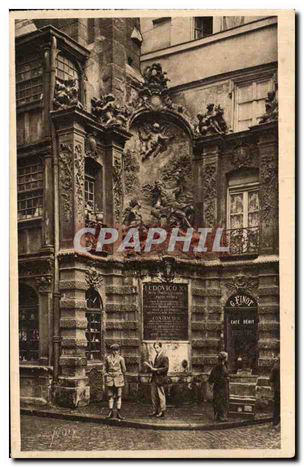 CPA Rouen Fontaine Monumentale Rue de la Grosse Horloge