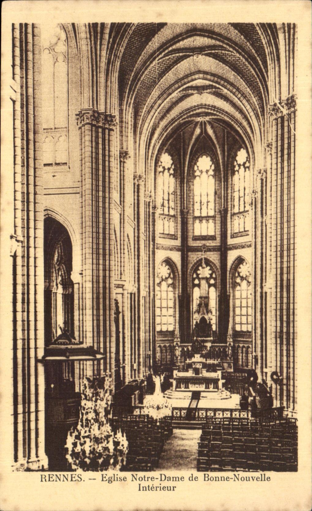 Rennes — Église Notre-Dame de Bonne-Nouvelle — Intérieur
