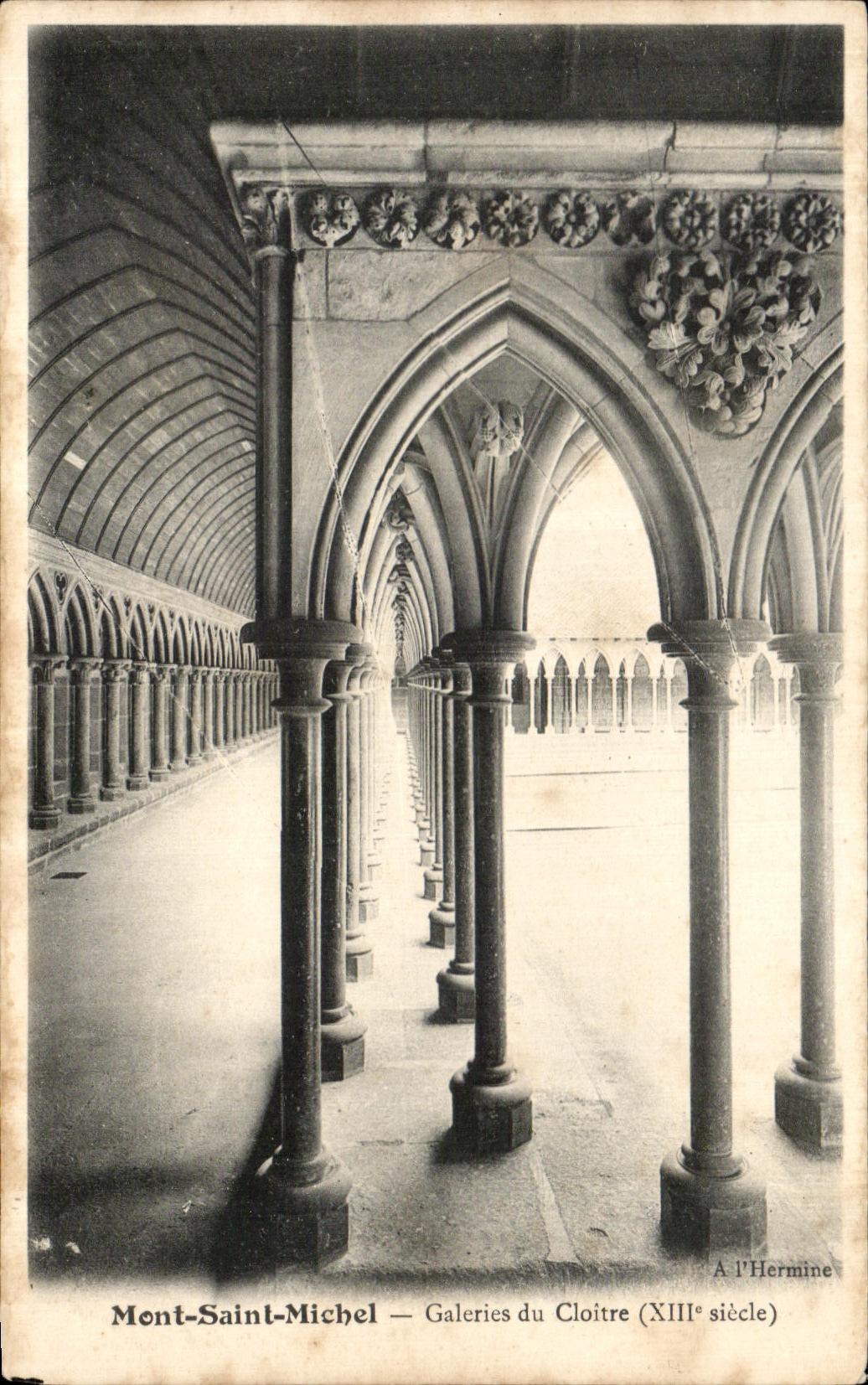 CPA Mont Saint Michel Galeries du Cloitre
