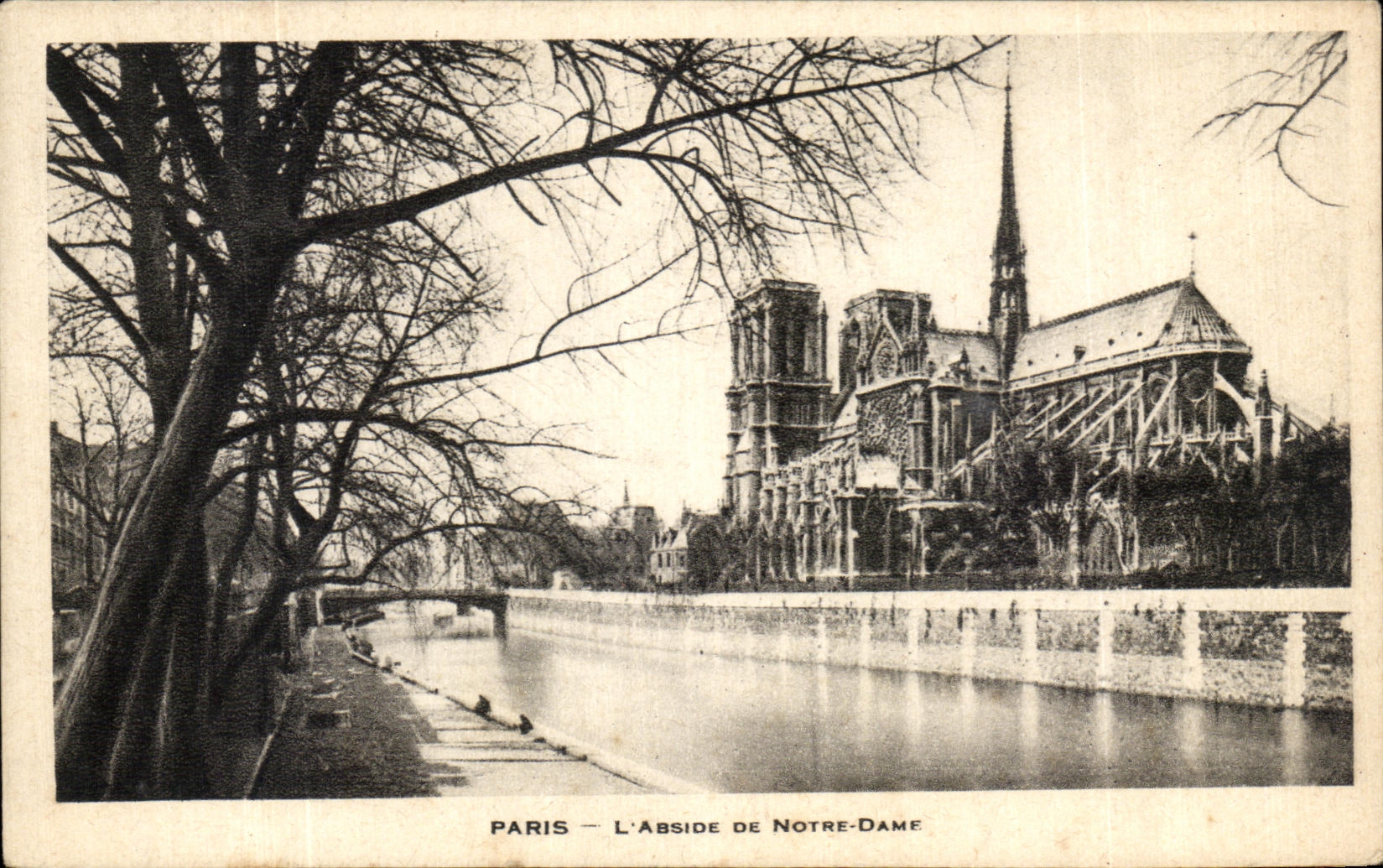 CPA Paris L'Abside De Notre Dame