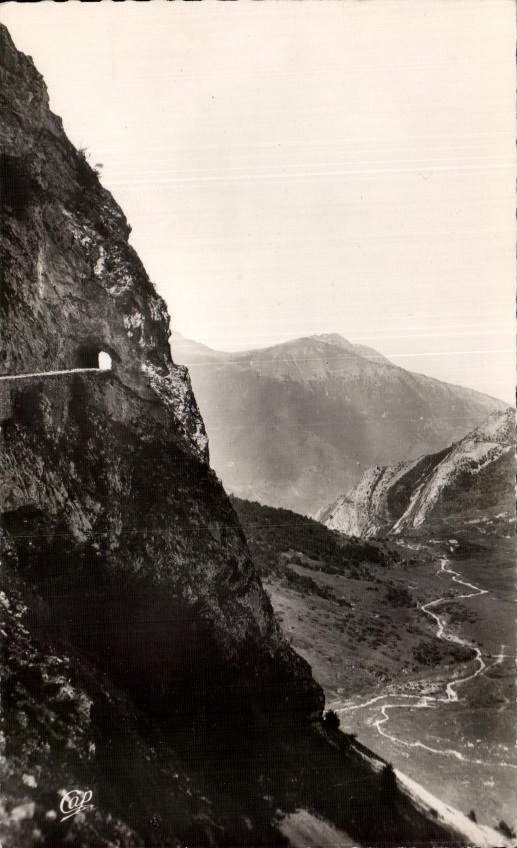 Col d'Aubisque et la Vallée — Environ d'Argelès — C.A.P. Réal-Photo, Lourdes