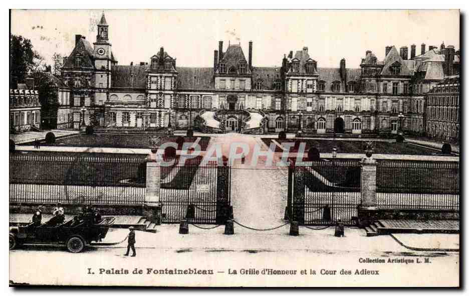 Palacio de Fontainebleau — La Puerta de Honor y el Paseo de los Adioses — Colección Artística L. M.