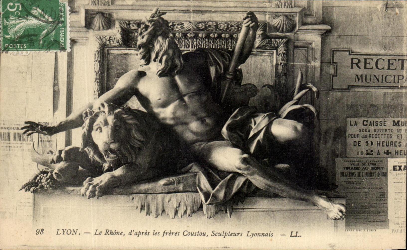 CPA Lyon Le Rhone d'apres les freres Coustou Sculpteurs Lyonnais Neptune Lion