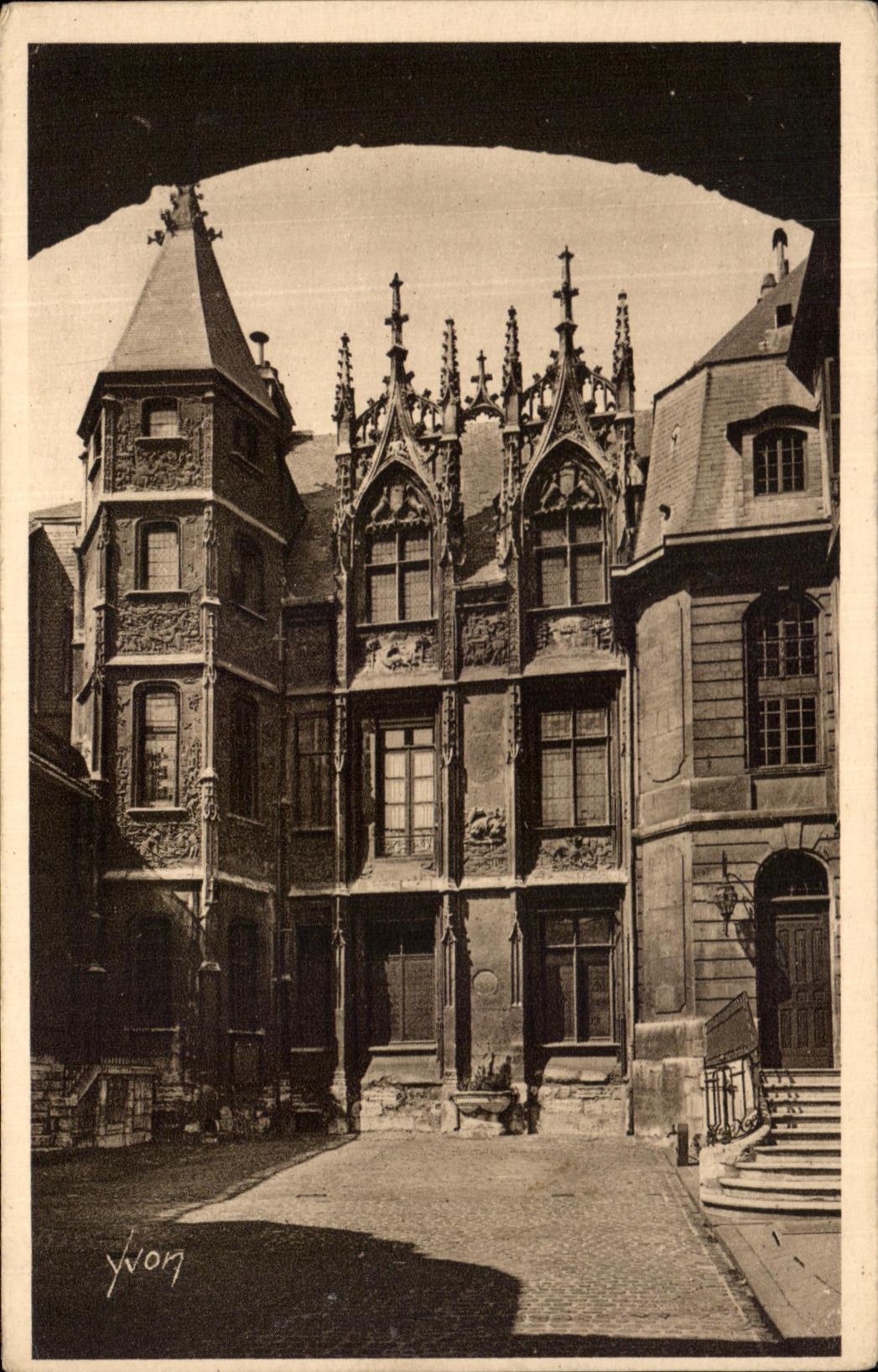CPA Rouen Hotel de Bourgtheroulde