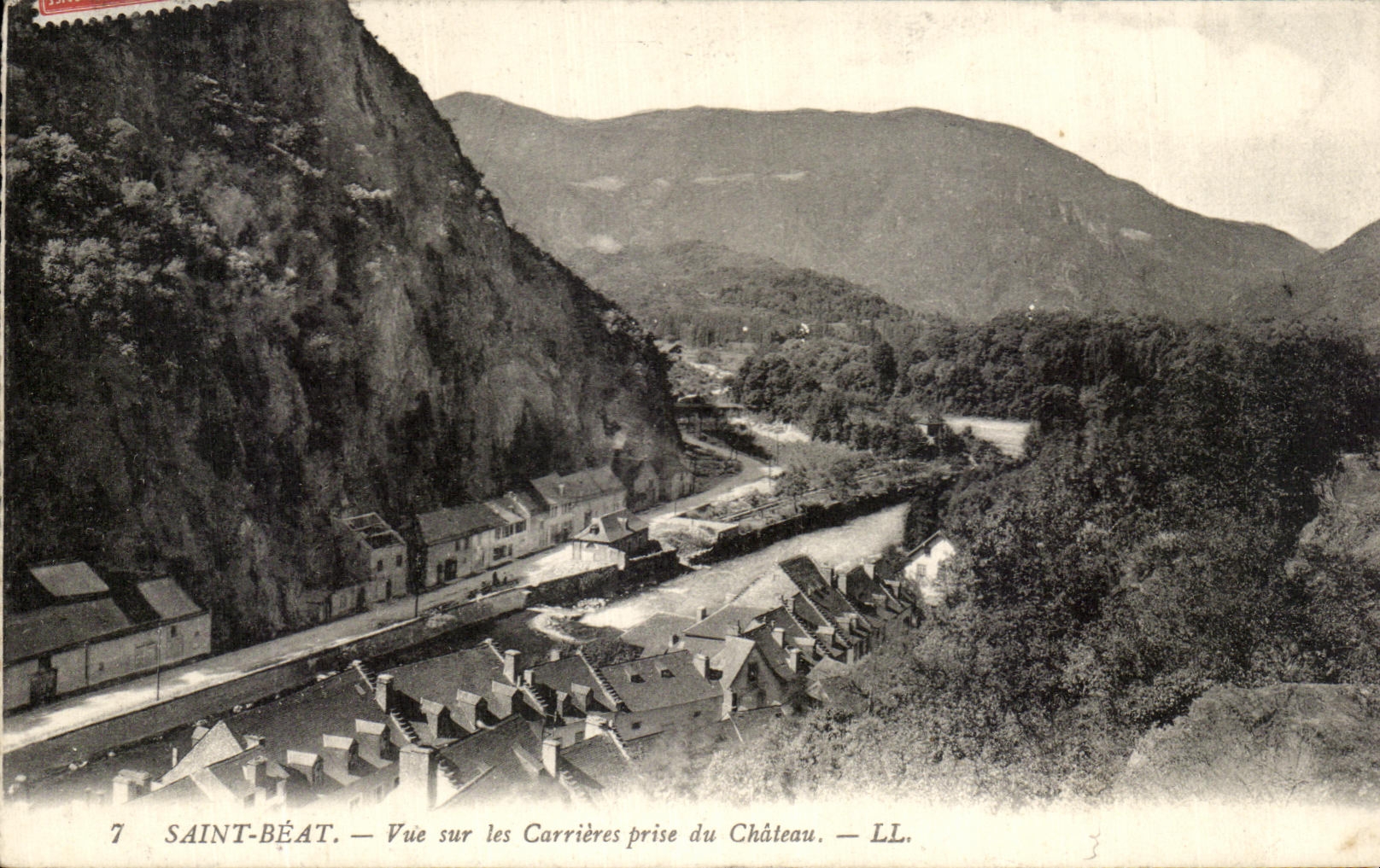 Saint-Béat — Vue sur les Carrières prise du Château — LL.