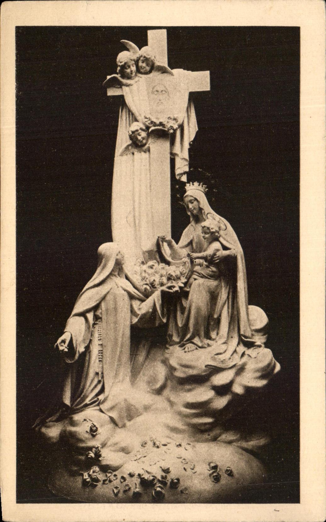 Statue de la Vierge Marie et du Christ — Chapelle des Carmélites de Lisieux — éditeur non identifié