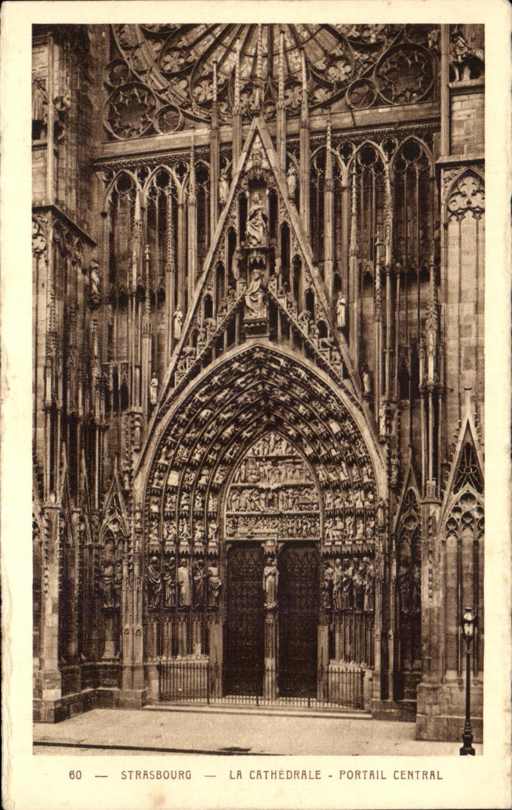 CPA Strasbourg La Cathedrale Portail Central